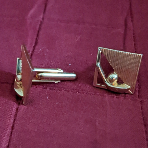3/$30 Vintage 1960's Swank Cufflinks - Picture 3 of 3
